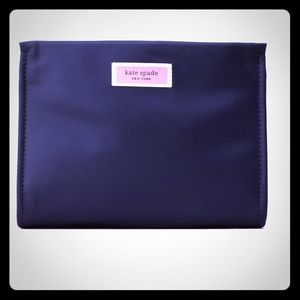 NEW Kate spade Black nylon cosmetic bag NWT ✨